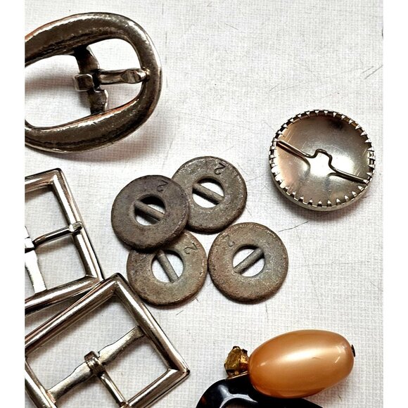 Assorted Vintage Buckles Zippers & Hardware Set For Crafting & Sewing - Picture 4 of 14